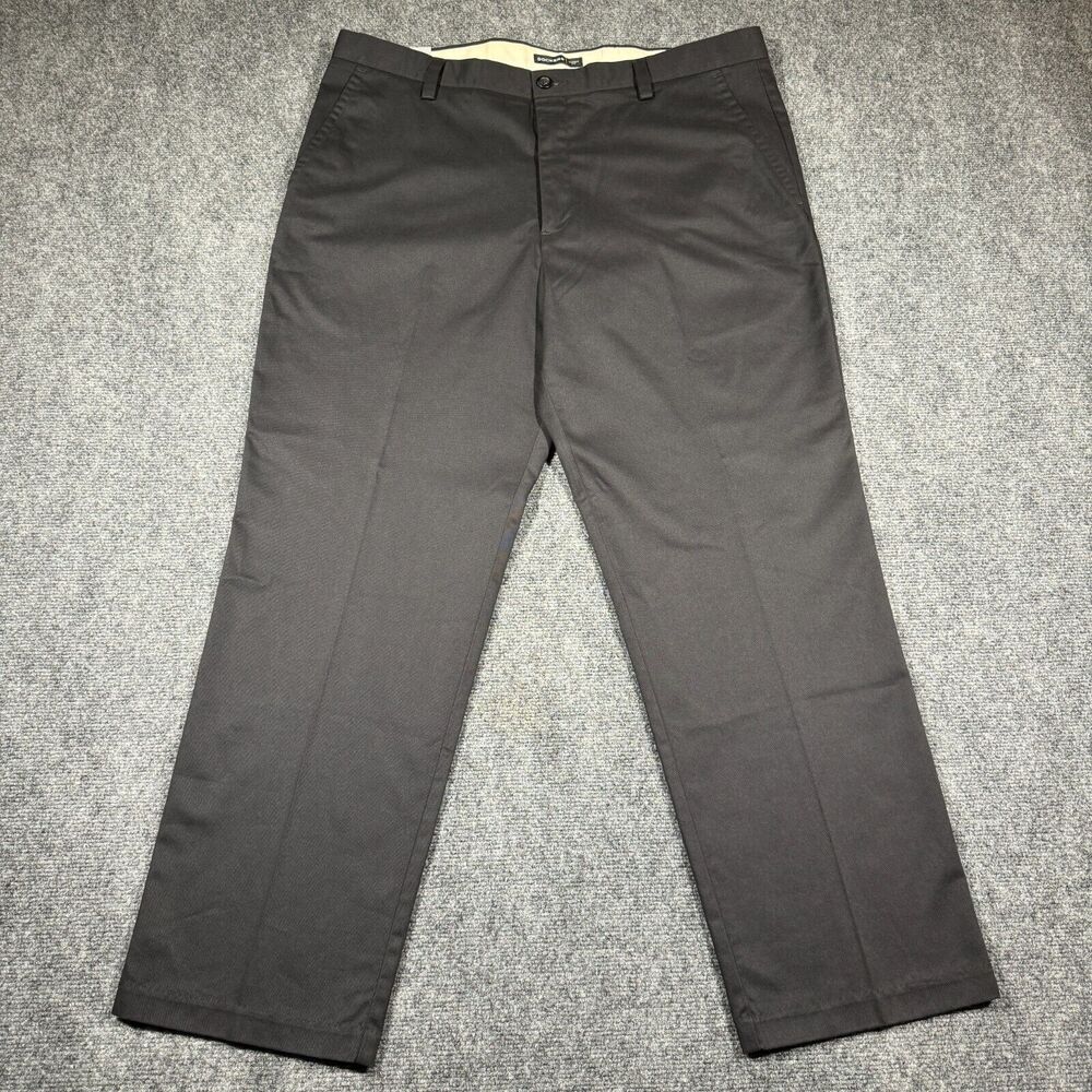 Dockers NWT Mens Easy Khaki Classic Fit Flat Front Black Pants 462470001 38 X 30